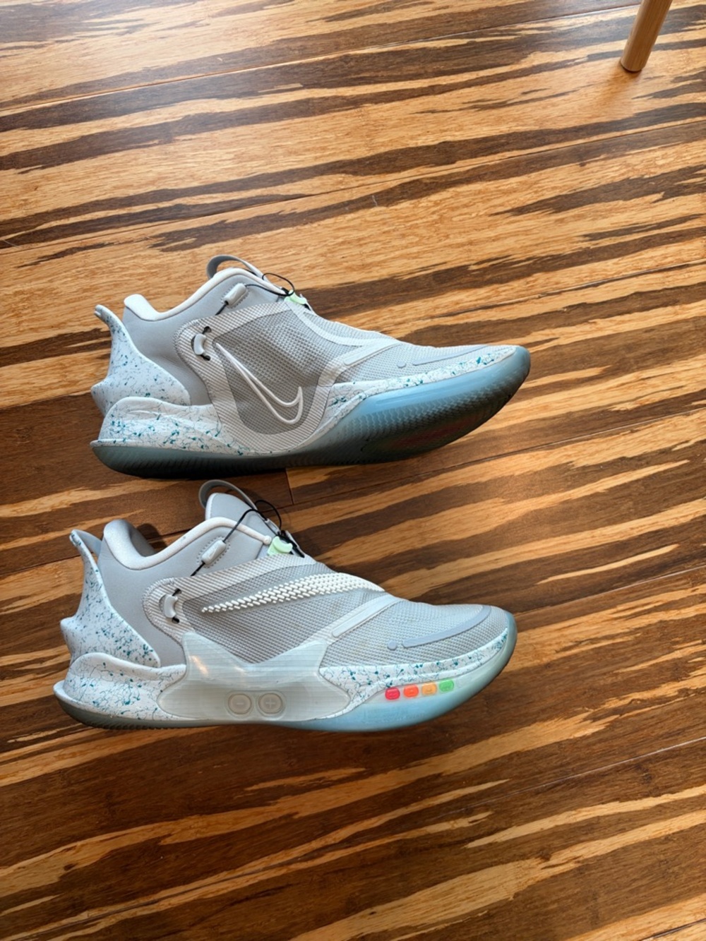 Nike Adapt BB 2.0 with box and charger.